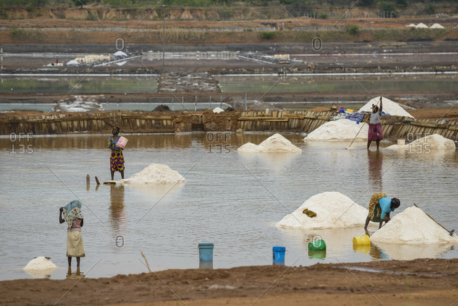 November 7, 2014: Salt extraction in a salt pan, Western Tanzania, Africa