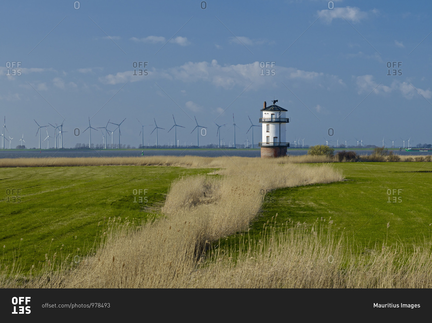 Lighthouse Balje on the Elbe, Nordkehdingen, district of Stade, Lower Saxony, Germany,