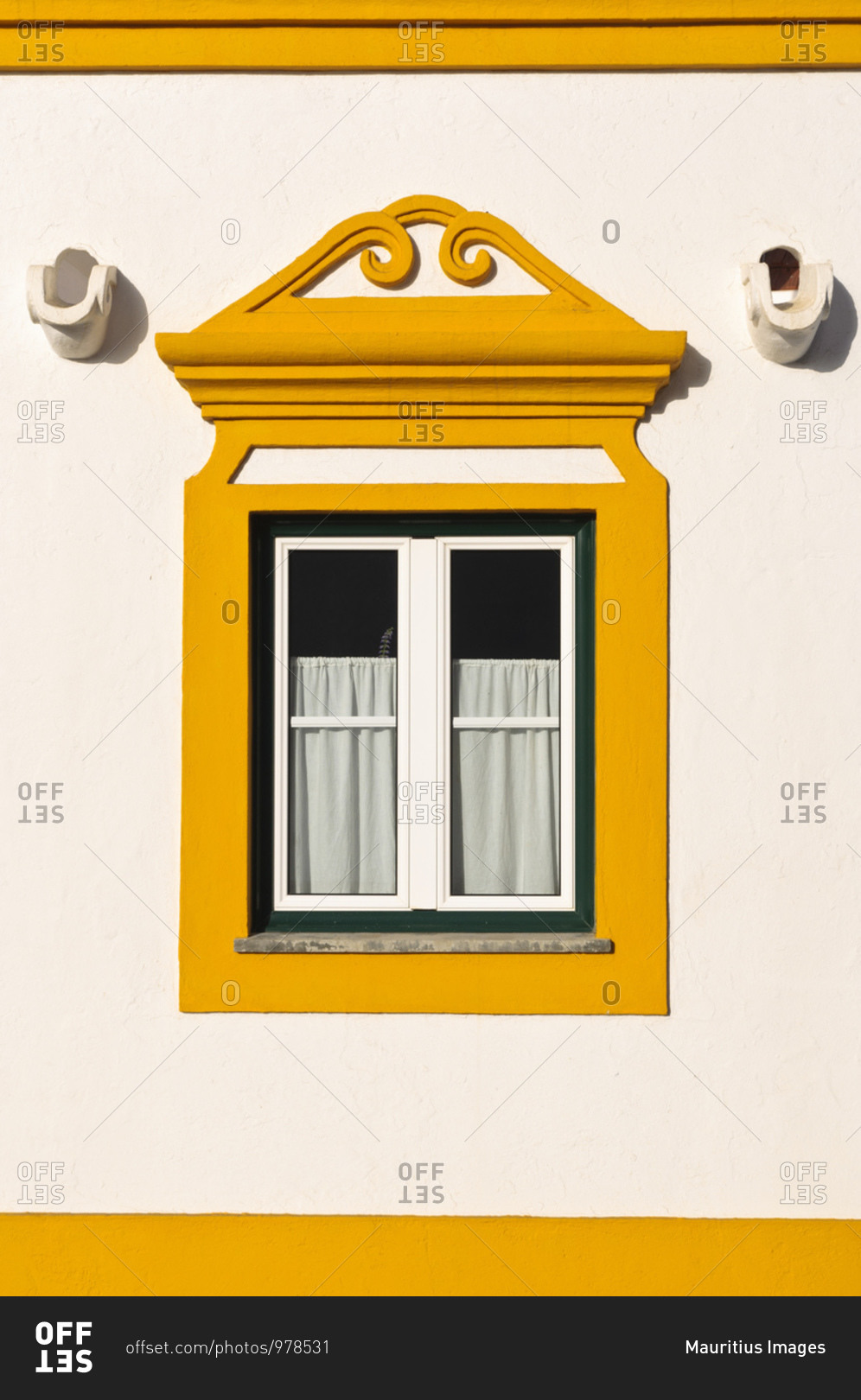Traditional facade, Vila Nova de Milfontes, Alentejo, Portugal, Europe