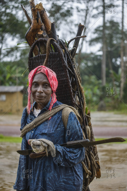 african woman carrying basket on head