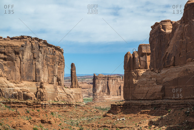 Courthouse Towers, Arches National Park, Utah, USA