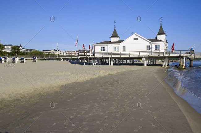 Ahlbeck beach with pier, Ahlbeck, Usedom, Mecklenburg-Vorpommern, Germany