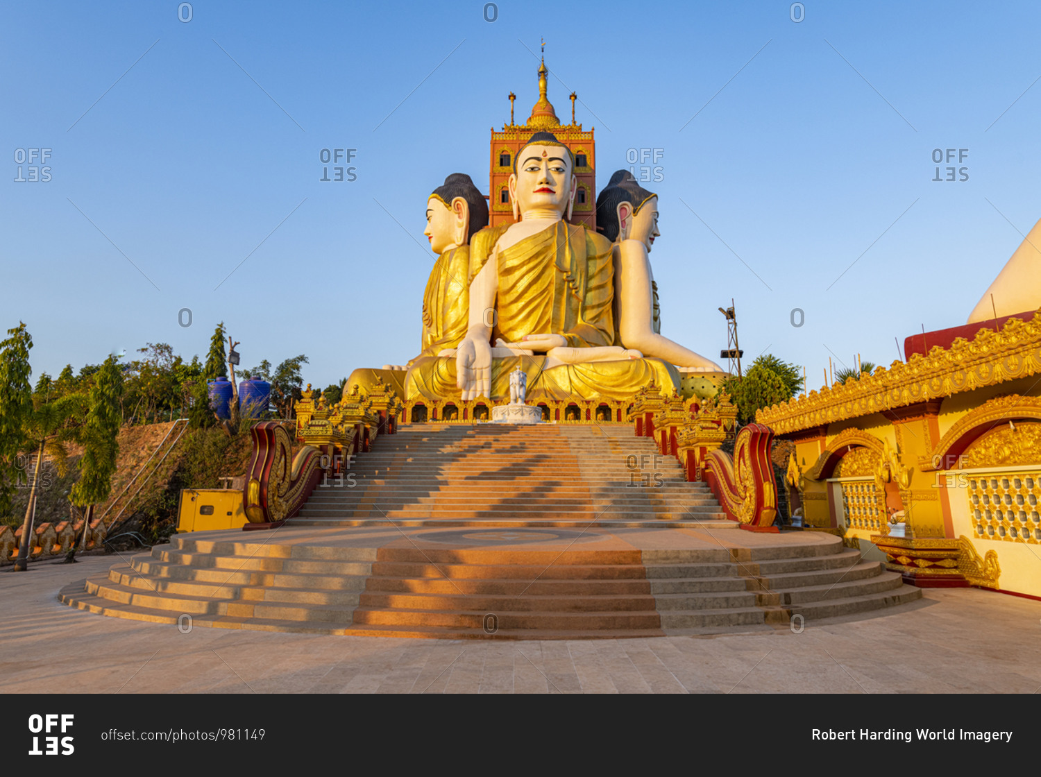 Huge sitting Buddhas, Ko Yin Lay, Pupawadoy Monastery near Ye, Mon state, Myanmar (Burma), Asia