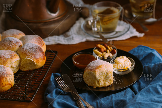 Bread Bowl & Towel Set