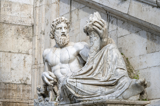 Palazzo Senatorio, Fountain of the Goddess of Rome, River Tiber, Piazza del Campidoglio, Capitoline Hill, Rome, Lazio, Italy, Europe