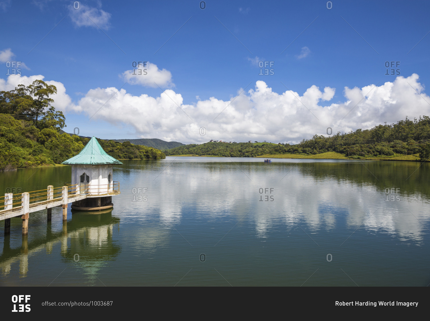Kande Ela reservoir, Nuwara Eliya, Central Province, Sri Lanka, Asia