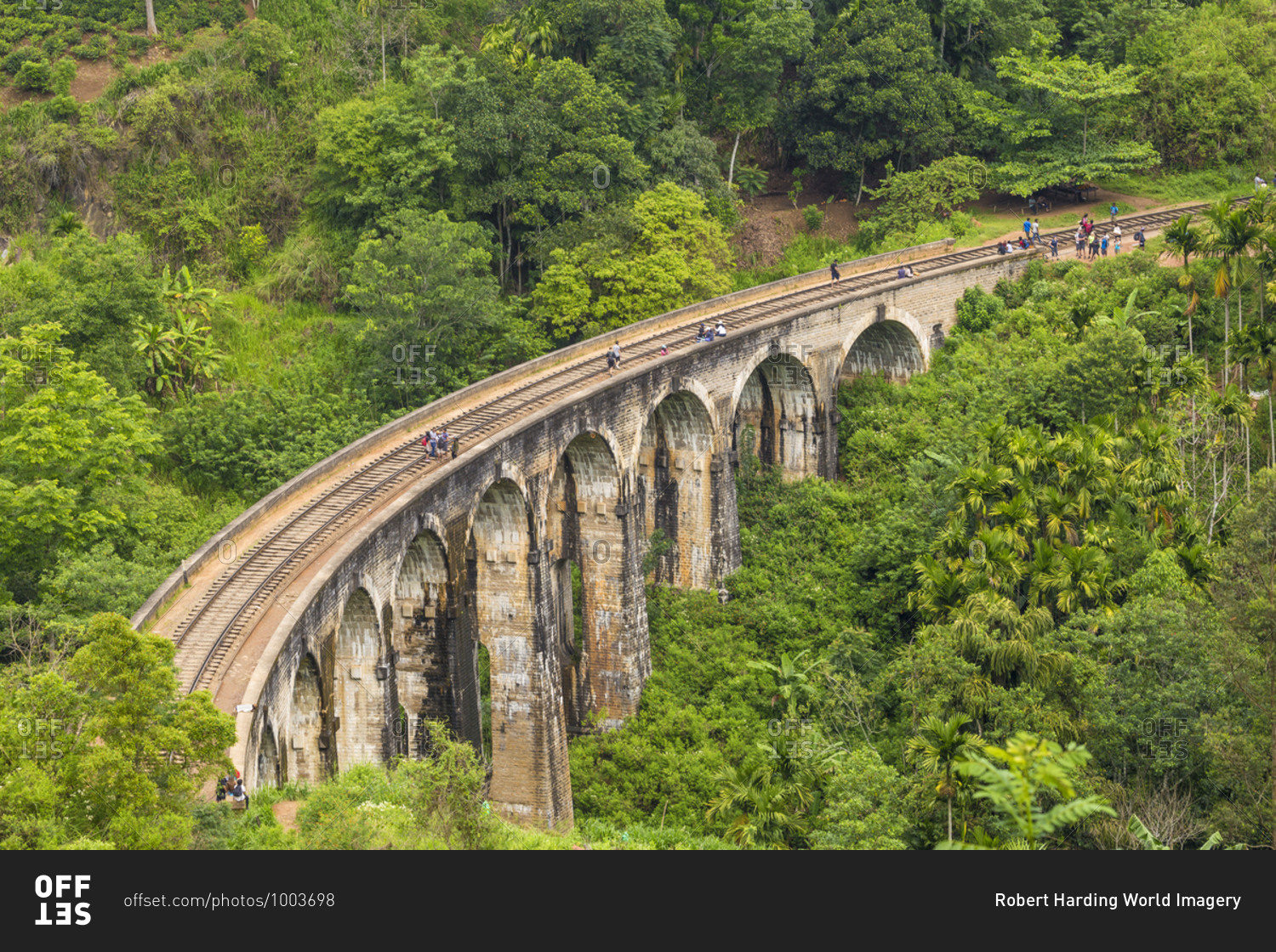Nine Arches Bridge, Ella, Uva Province, Sri Lanka, Asia
