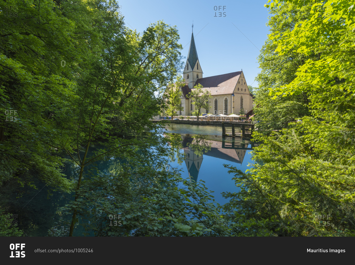 Water rich source of the river blue with church, Blautopf, Blaubeuren, Swabian Alb, Baden-Wurttemberg, Germany