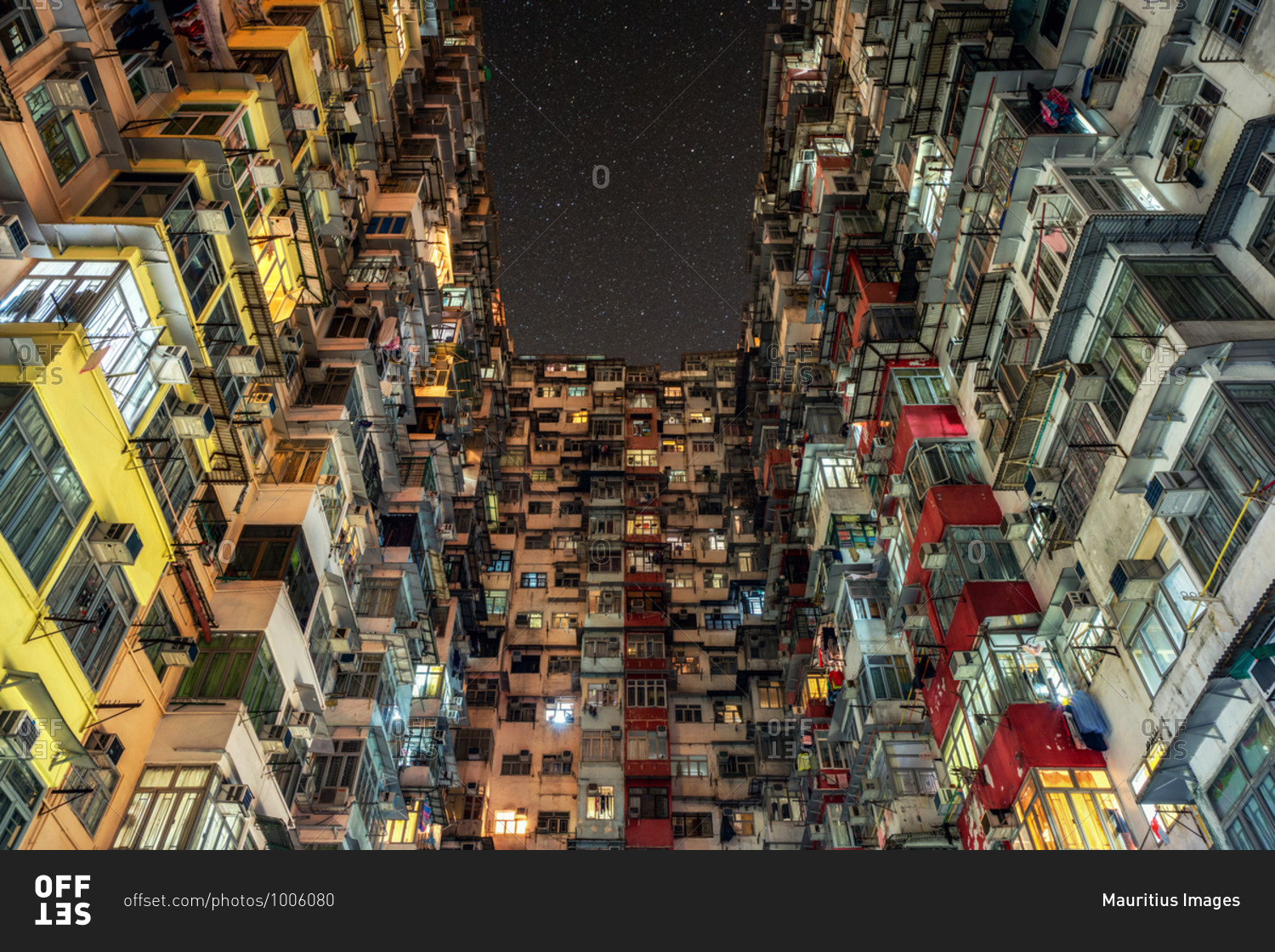 China, Hong Kong, densely populated courtyard in the evening