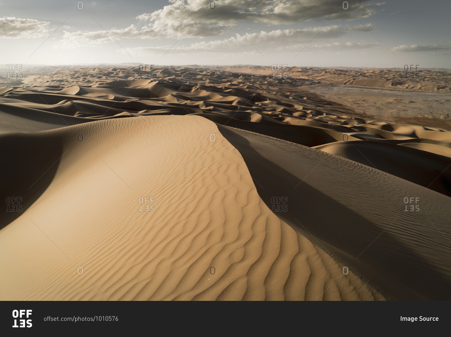 Giant sand dunes in the Empty Quarter Desert, between Saudi Arabia and Abu Dhabi, UAE