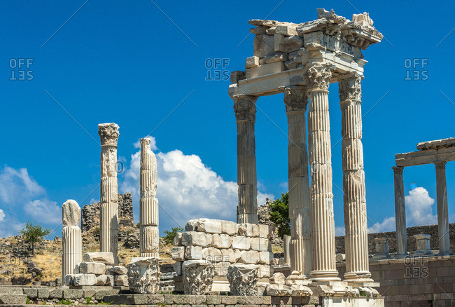 Turkey, Archeological site of the former city of Minor Asia, Pergamon (Bergama) (UNESCO World Heritage) (1st-2nd century), Hadrian and Trajan Roman temples on the acropolis