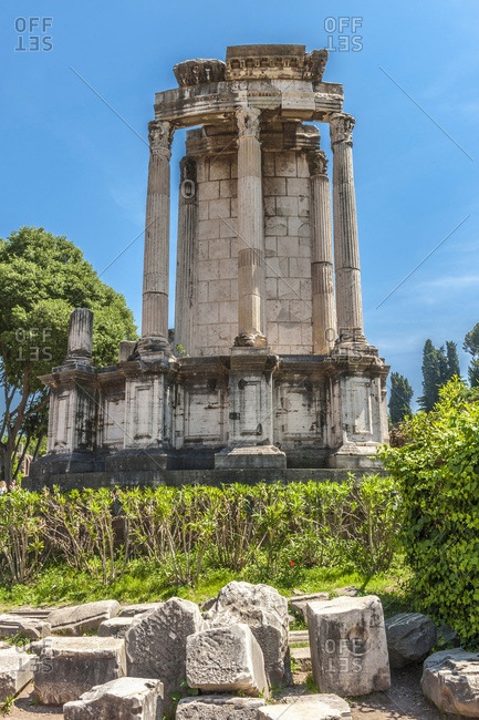 Italy,  Rome,  Roman Forum,  Tiempo di Vesta (3rd century)