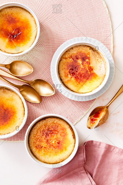 Overhead view of beautifully caramelized creme brulee