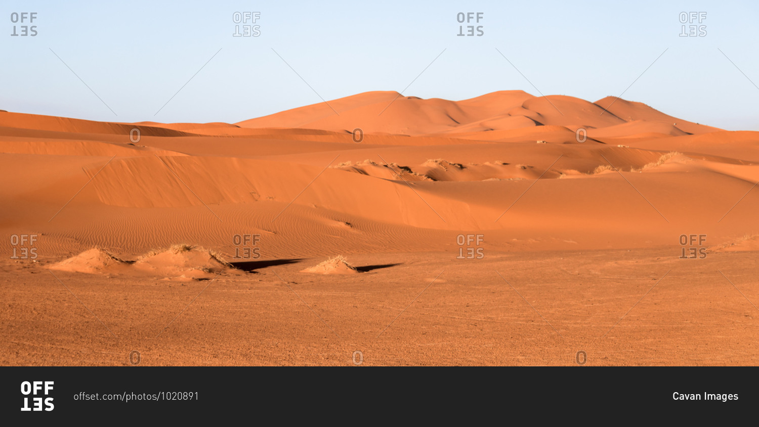 Panoramic view of the desert dunes of erg chebbi, morocco