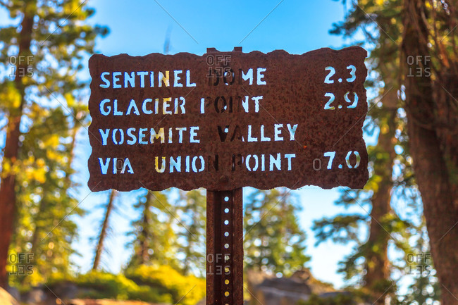 Yosemite National Park sign for Glacier Point, Taft Point and Sentinel Dome, UNESCO World Heritage Site, California, United States of America, North America