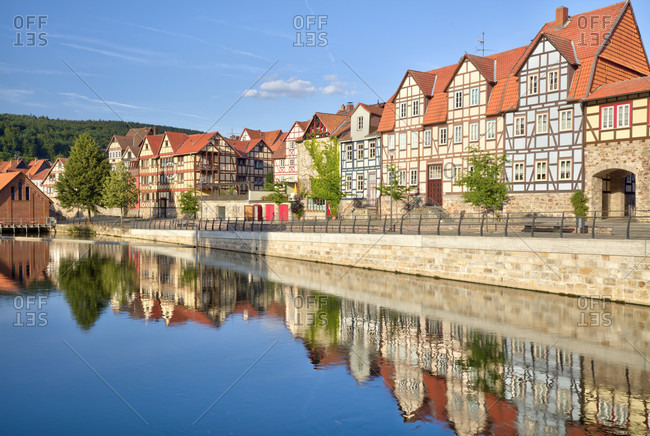 Mill arm, Fulda secondary arm, house facade, water reflection, river, Hann. Menden, Lower Saxony, Germany, Europe