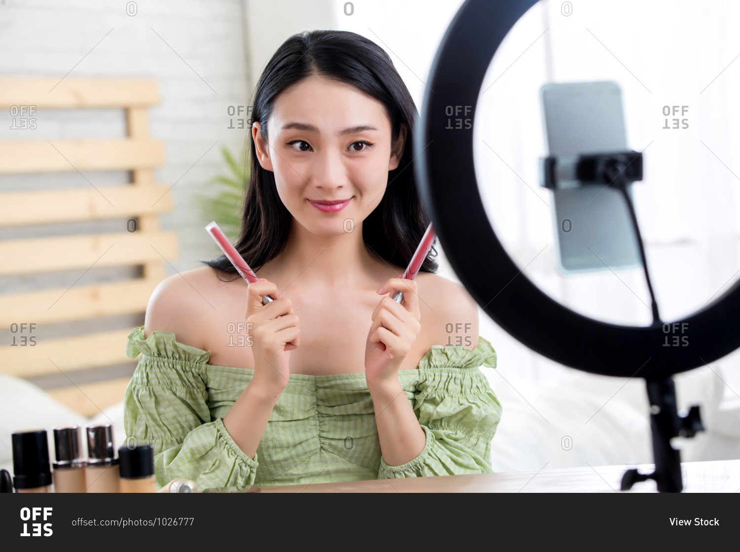 Young women live online makeup