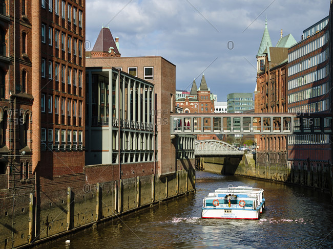 April 12, 2019: Excursion boat, holländischbrookfleet in hamburg