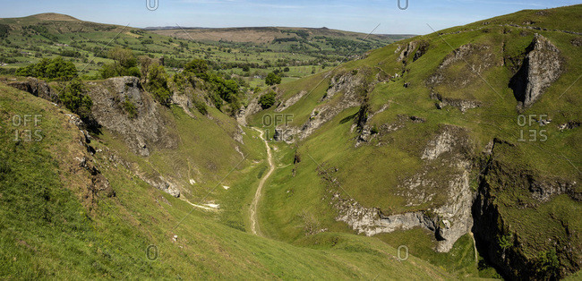 Cave Dale, limestone valley behind Castleton, Peak District National Park, Derbyshire, England, United Kingdom, Europe