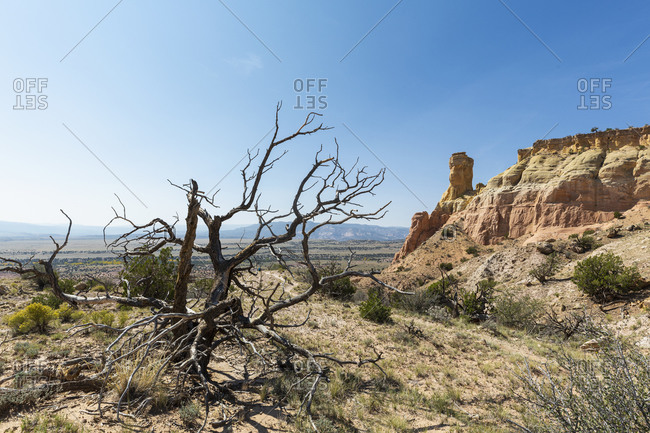 Chimney Rock and mesa, landmark in a protected canyon landscape