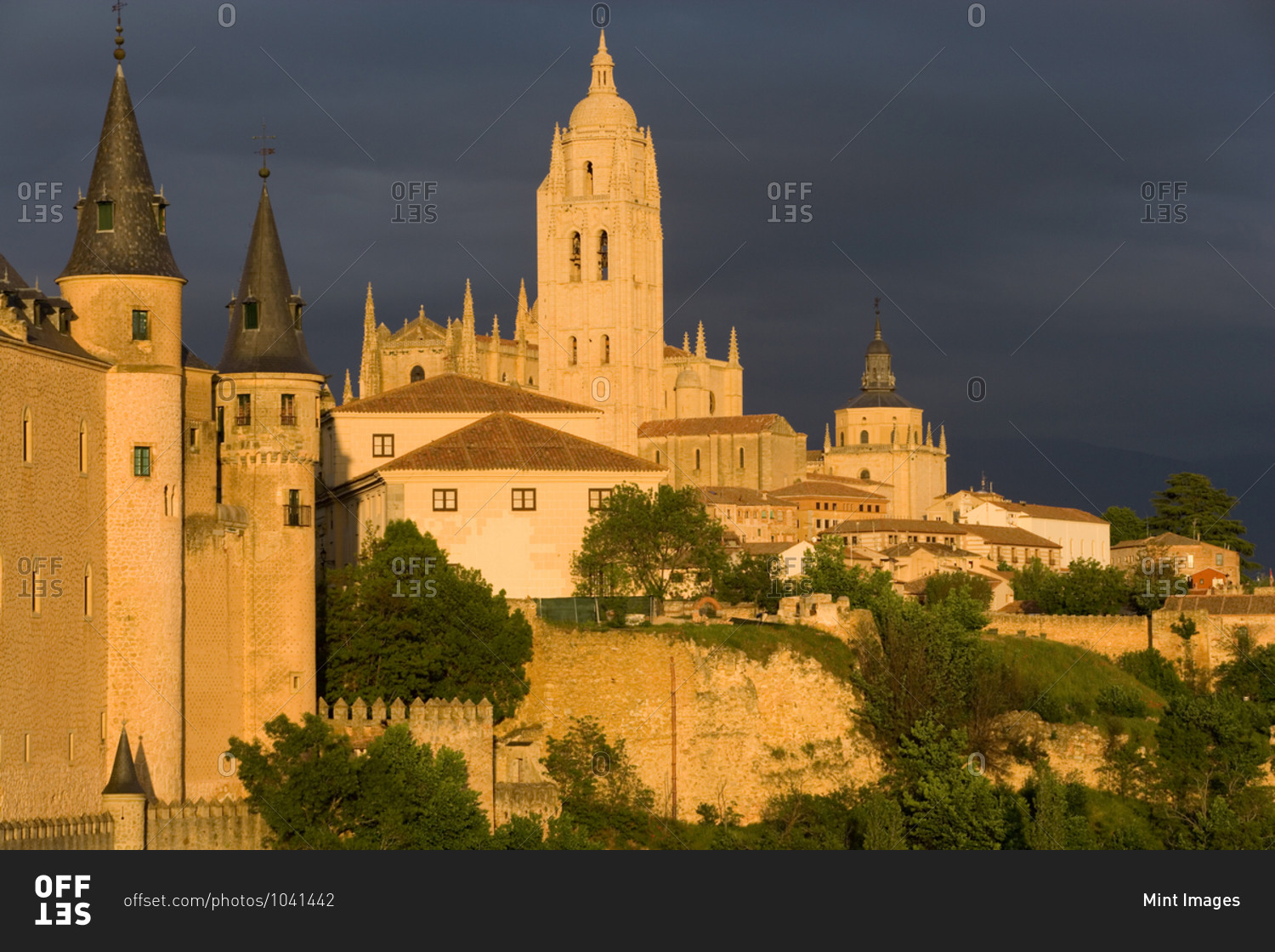 Exterior view of the Alc�zar of Segovia, a medieval castle in the city of Segovia, Castile and Leon, Spain.
