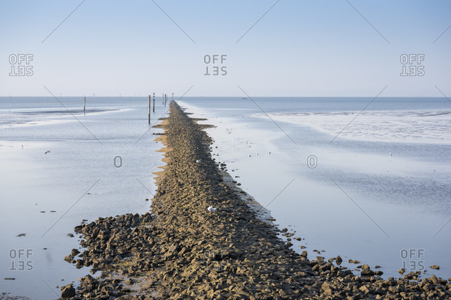 Germany, Lower Saxony, East Frisia, Juist, low tide on the south side, wading side of the island.