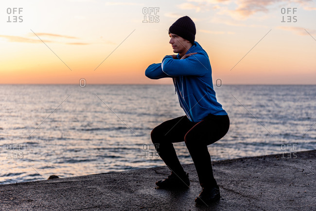 Featured image of post View 12 Person Squatting Down Side View