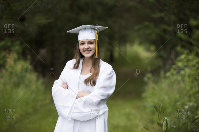 Cap, gown...hood? How to wear your graduation hood | Graduation hood, Cap  and gown, How to wear