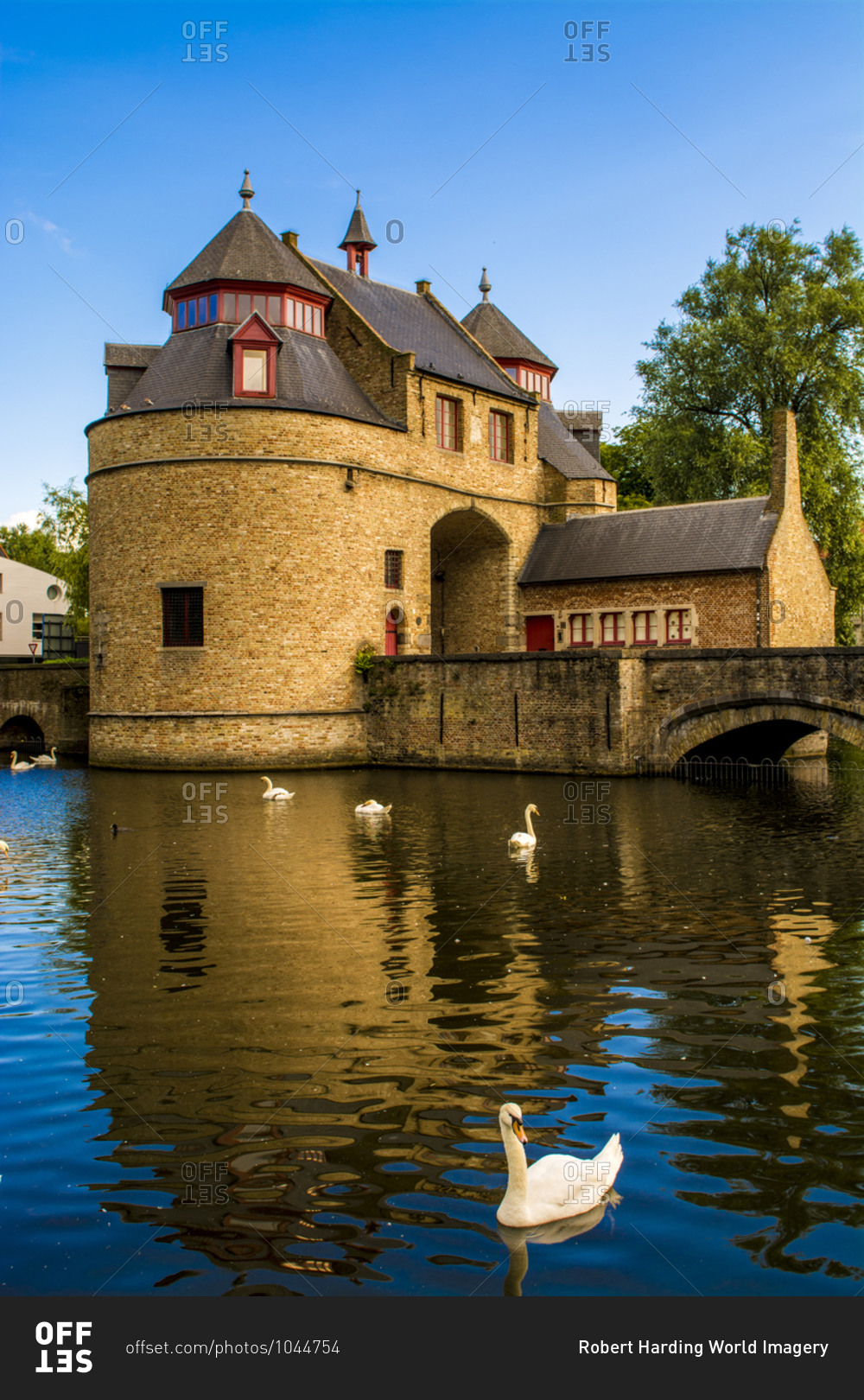 Ezelpoort (Donkey\'s Gate), fortified gate, Bruges, West Flanders, Belgium, Europe