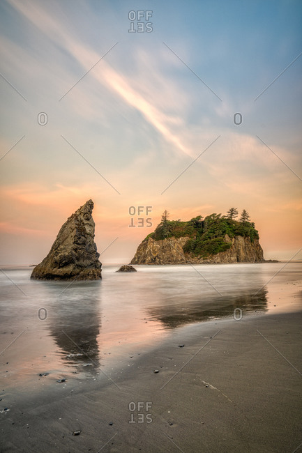 Sunrise at Ruby Beach in Olympic National Park, UNESCO World Heritage Site, Washington State, United States of America, North America