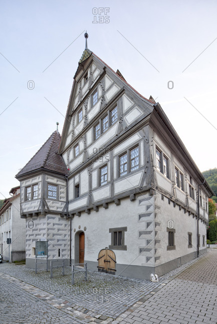 Small large house, house facade, half-timbered, architecture, blaubeuren, alb-donau district, swabian alb, Baden-Wurttemberg, Germany