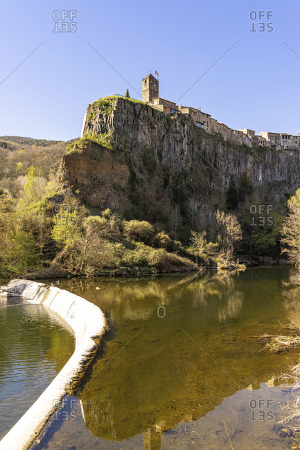 Europe, Spain, catalonia, girona province, la garrotxa, view of the medieval village of castellfollit de la roca
