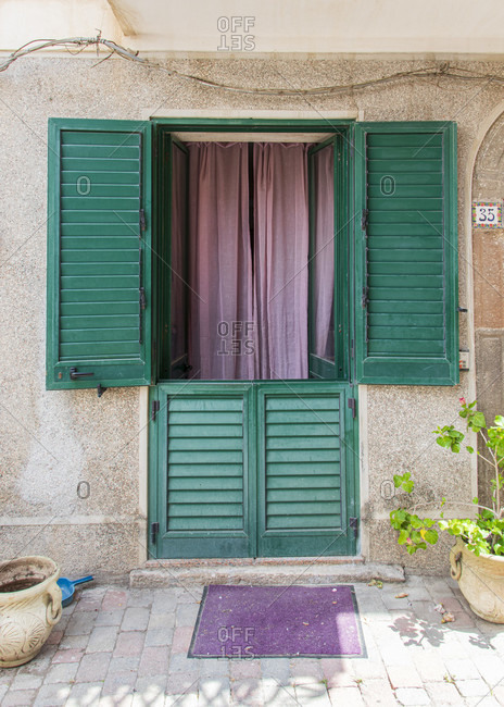 house doors stock photos - OFFSET