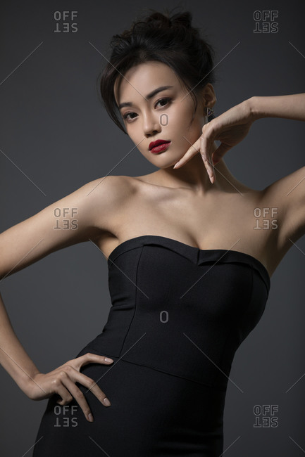 950x1534 Black dress, pretty, long hair, woman model wallpaper | Fashion,  Women, Womens black dress