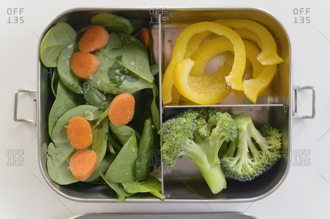 Fresh vegetables in lunch box