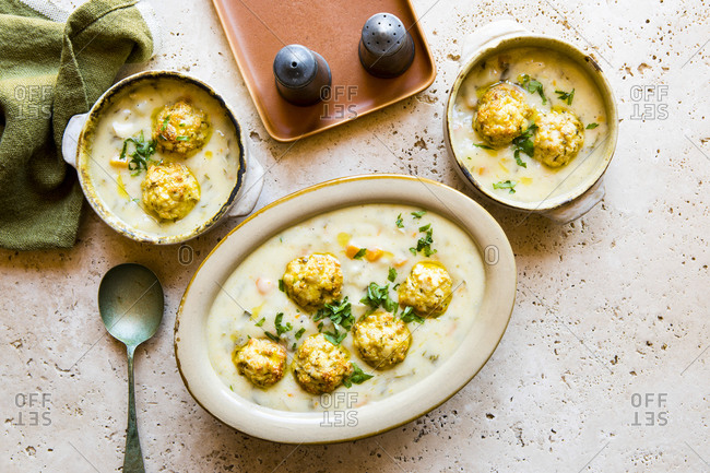 Creamy vegetable soup with chicken meatballs