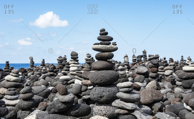 Large number of small cairns