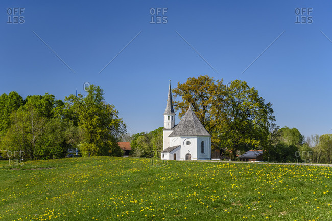 Germany, bavaria, upper bavaria, tiler land, eagling, harmating district, st. leonhard chapel