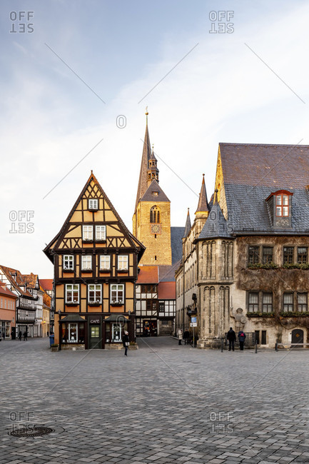 Market square in quedlinburg in the harz mountains, saxony-anhalt, germany