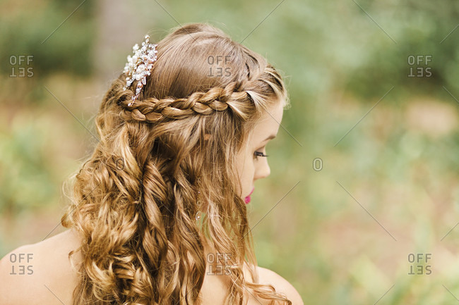 Bride, wedding, garden, young woman, wedding dress, landscape format, headdress, braid