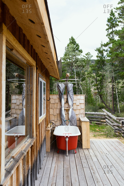 Outdoor tub at a cabin in the wilderness