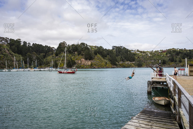 October 23, 2016: Young people diving, Diamond Habour Bay
