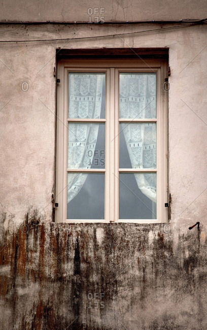 Window, house, Lucca, Tuscany, Italy