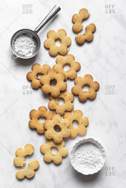 Canestrelli Italian Butter Biscuits with Powdered Sugar