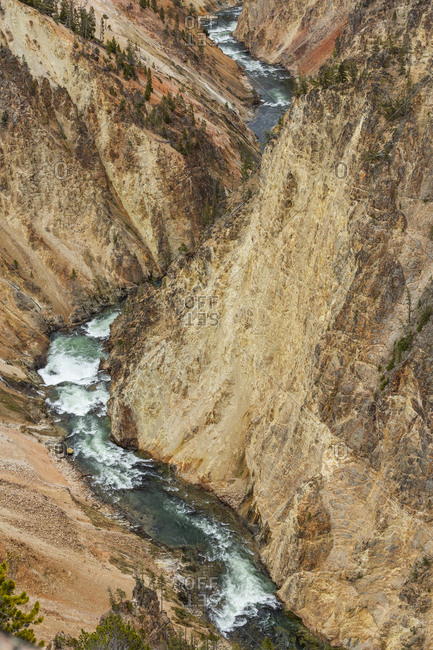 USA, Wyoming, Yellowstone National Park, Yellowstone River flowing through Grand Canyon in Yellowstone National Park