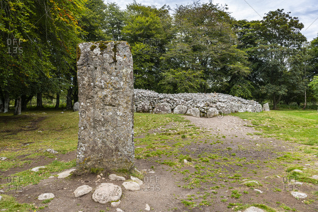 Clava cairn, Bronze Age circular chamber tomb, Inverness, Highlands, Scotland, United Kingdom, Europe