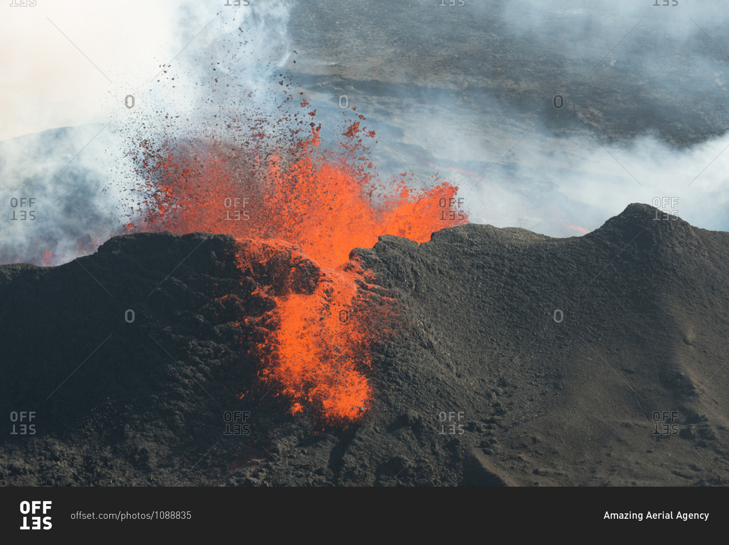 Aerial view of flow of lava between cooled down lava during the largest volcanic eruption in Iceland since 1784, Holuhraun, highlands of Iceland