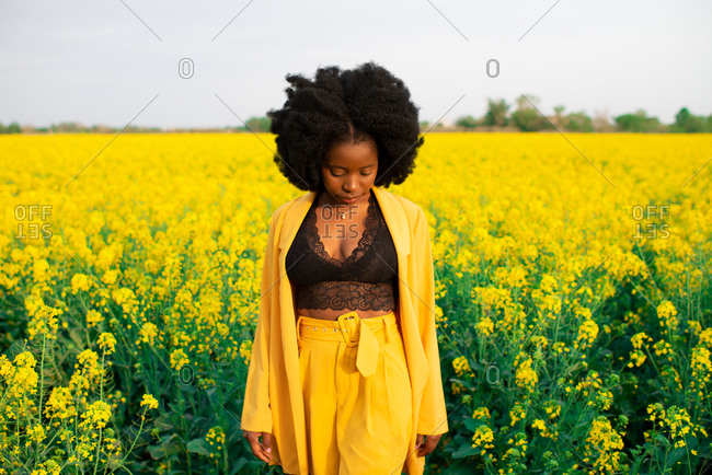 yellow womens clothes