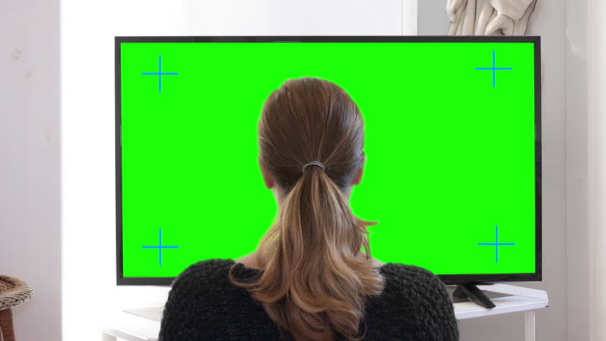 Green watching. Телевизор во время просмотра весь в зеленых квадратах. Watching green. Watching green. Green watching.