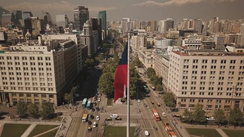 flag waving at the chilean House of State 